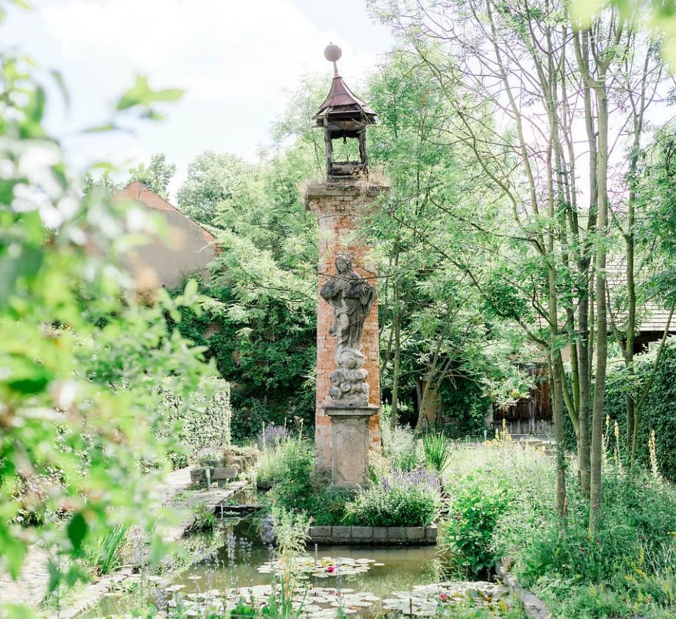 Zahrady CHÂTEAU TŘEBEŠICE